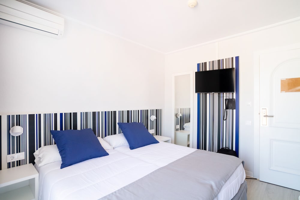Standard Triple Room (2+1) - Photo 2