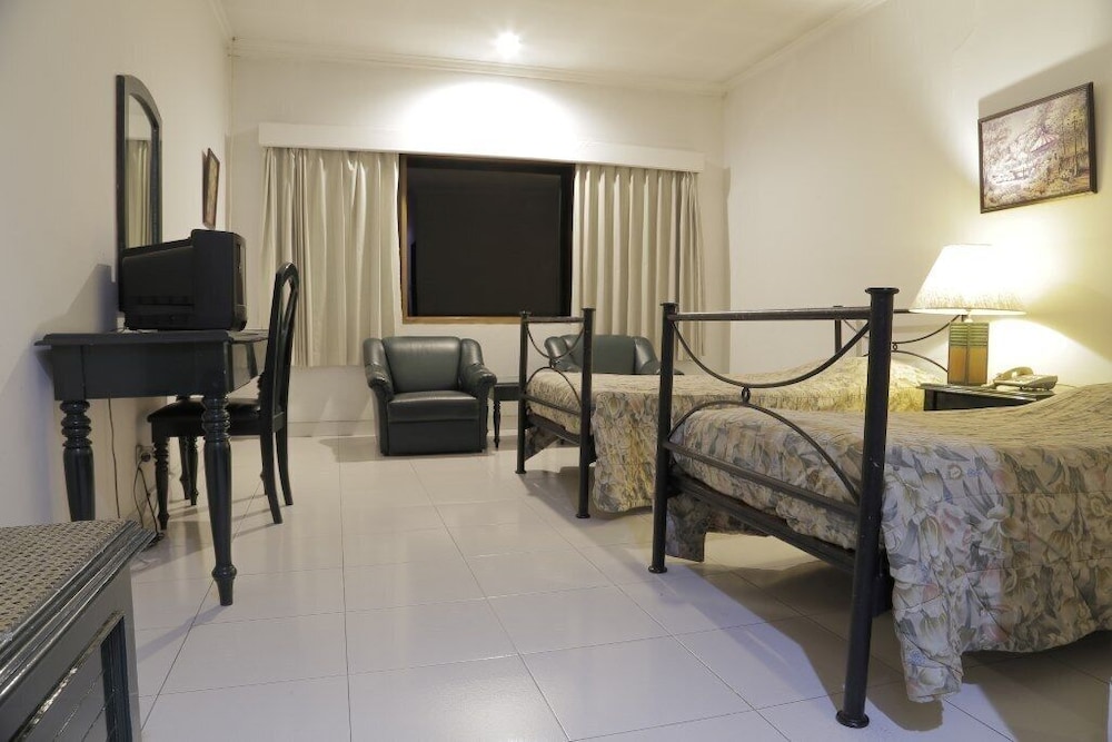 Superior Twin Room - Photo 1