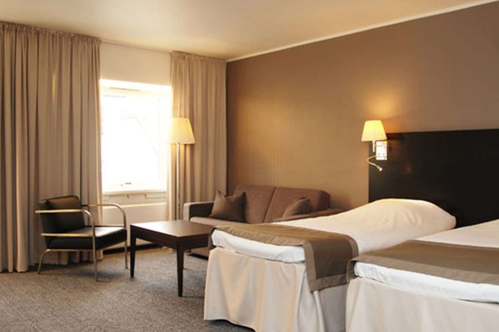 Deluxe Room, 1 Double Bed, Non Smoking photo 1