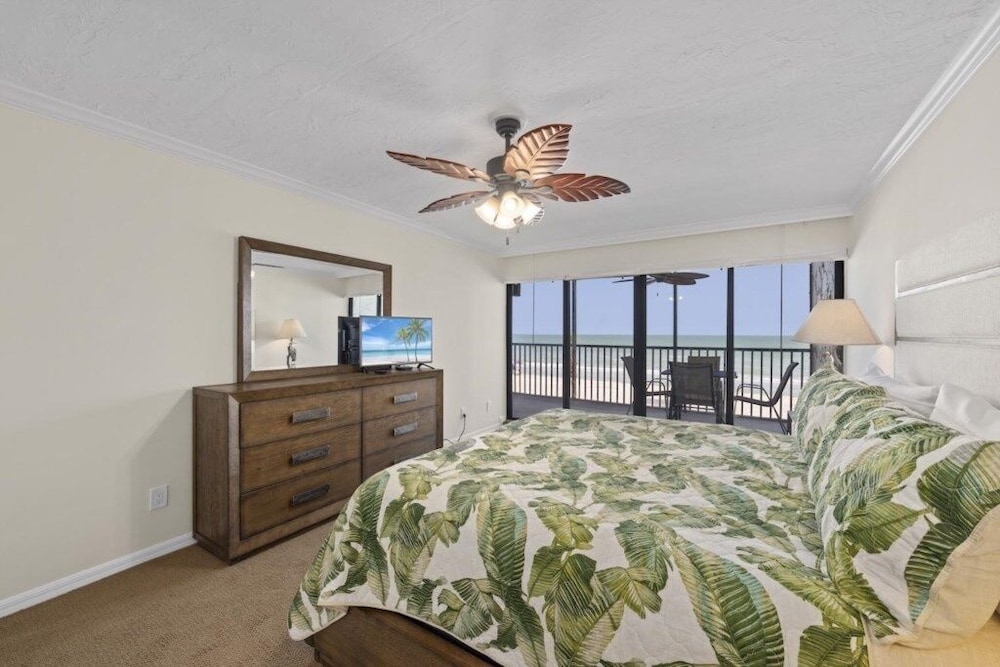 Condo, 3 Bedrooms photo 3