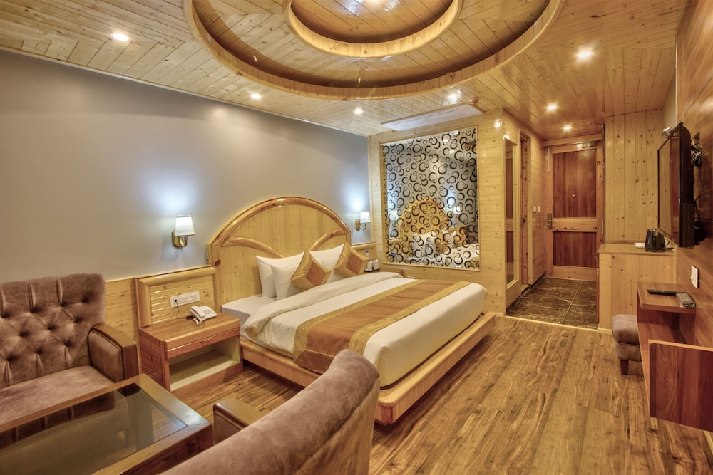 Premium Room - Photo 6