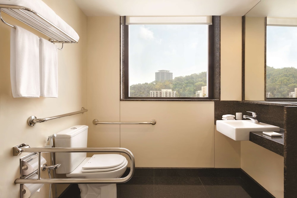 Executive Studio, 2 Twin Beds, Club Lounge Access
