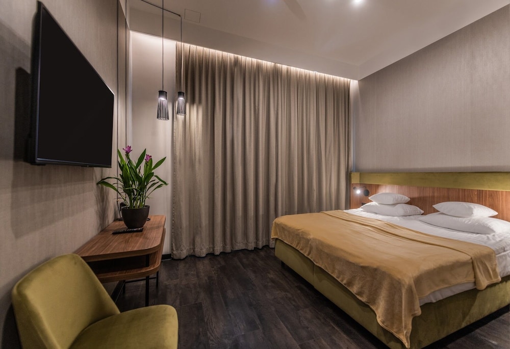 Standard Double Room - Photo 5