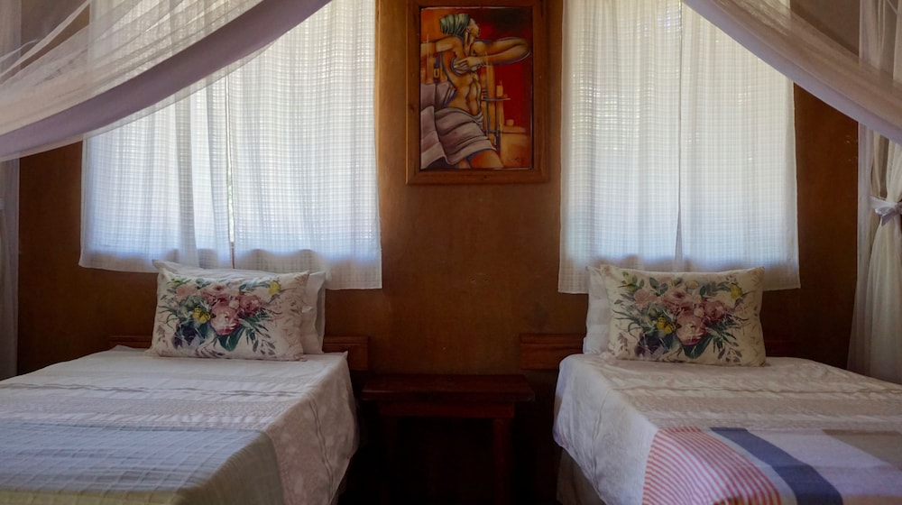 Family Chalet, 2 Bedrooms, Non Smoking, Garden View (5) photo 3