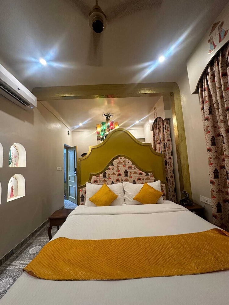 Royal Double Room