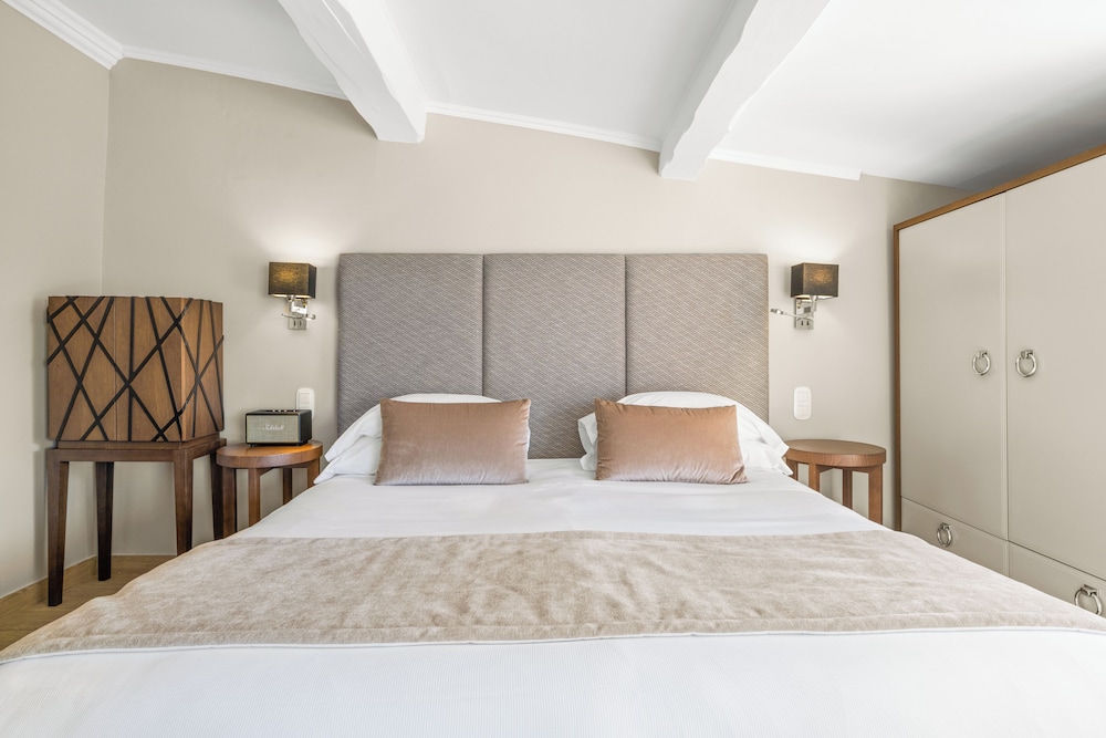 Superior Double Room, Partial Sea View photo 3