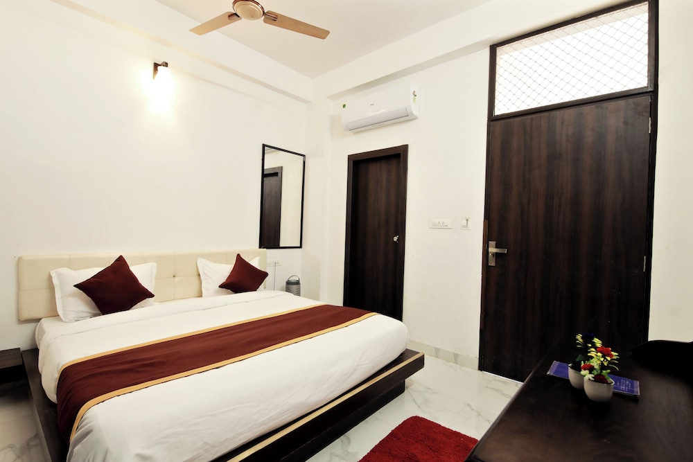 Deluxe Room - Photo 3