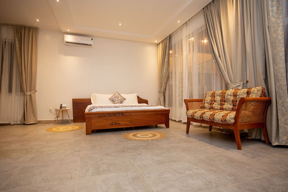 Executive Suite photo 1
