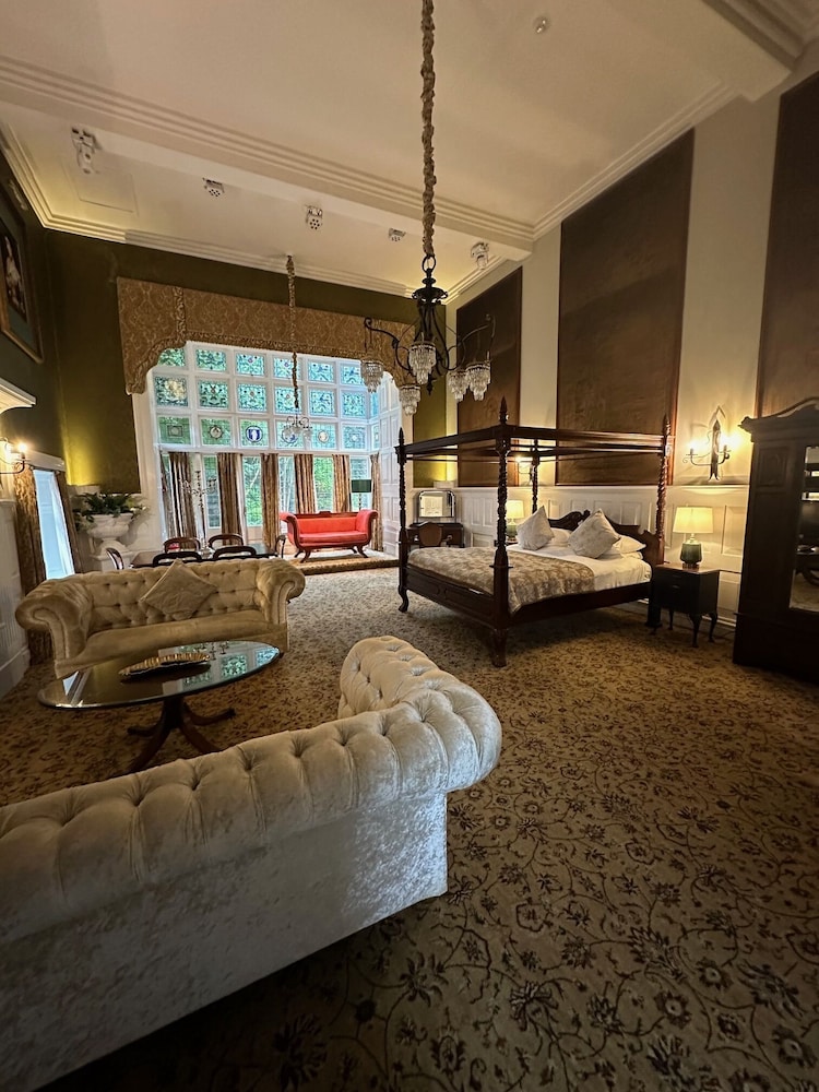 Presidential Suite, Ensuite, Garden View photo 1