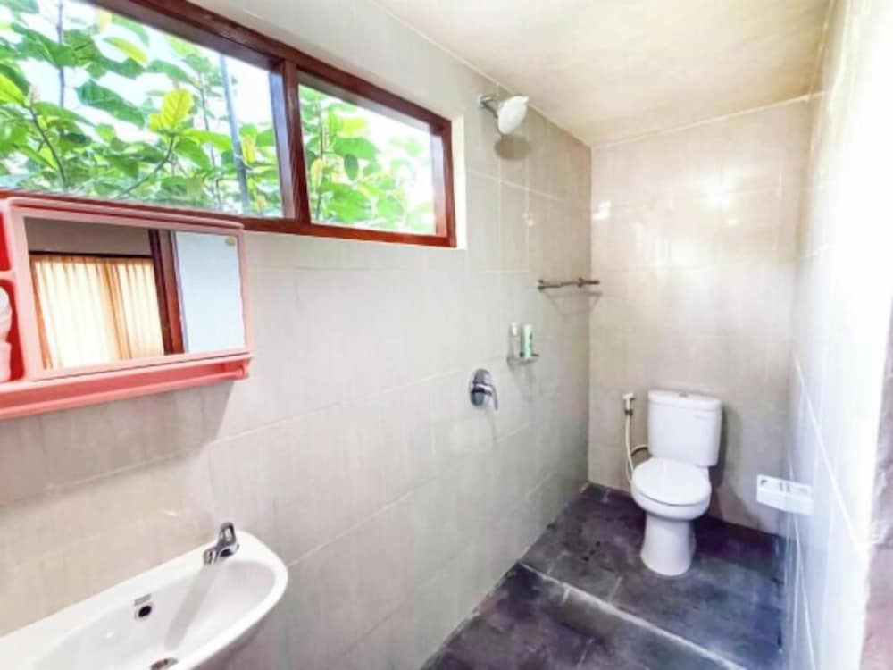Double Room - Photo 10