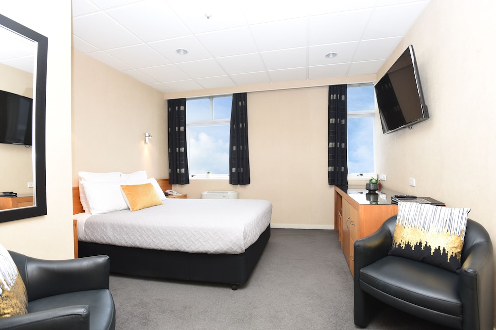 Standard Room, Non Smoking (Queen Room)