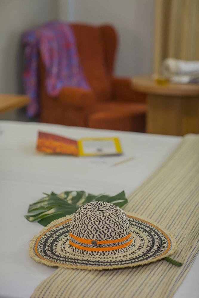 Relax in comfort with a charming beach vibe.