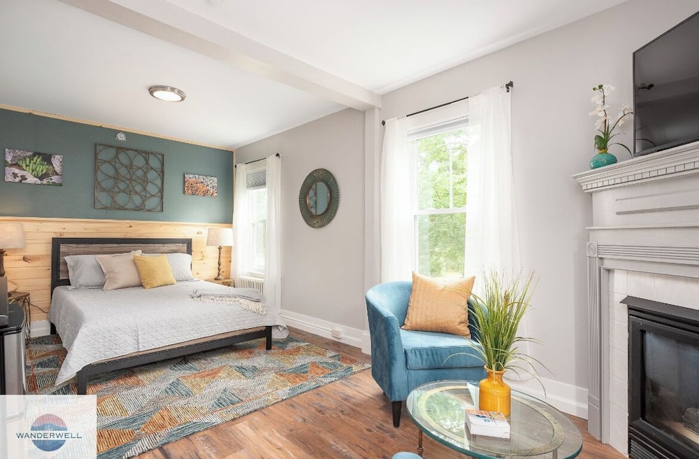 Alpine Garden Suite
