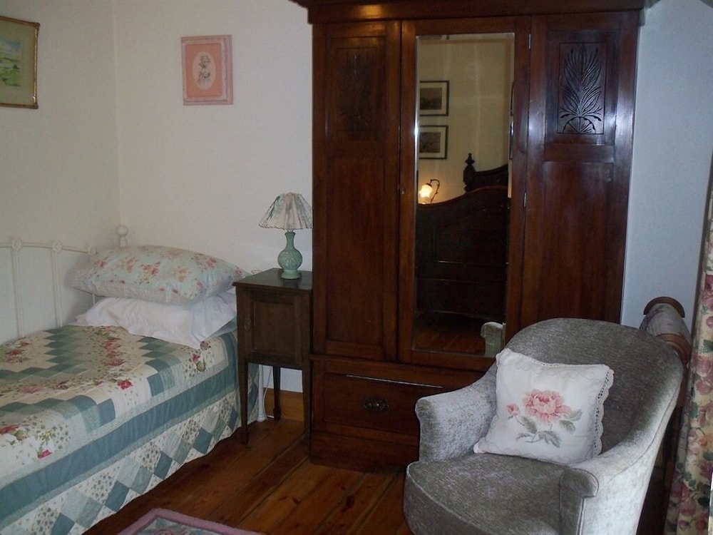 Suite, Ensuite, Garden View (1) photo 3