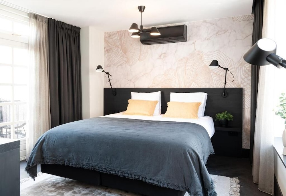 Suite photo 1