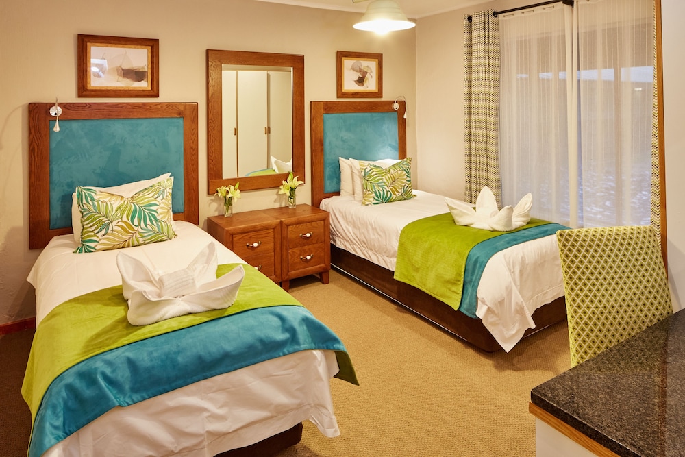 Chalet, 2 Bedrooms, Non Smoking photo 3