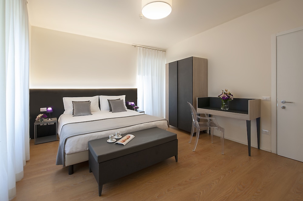 Comfort Room photo 1