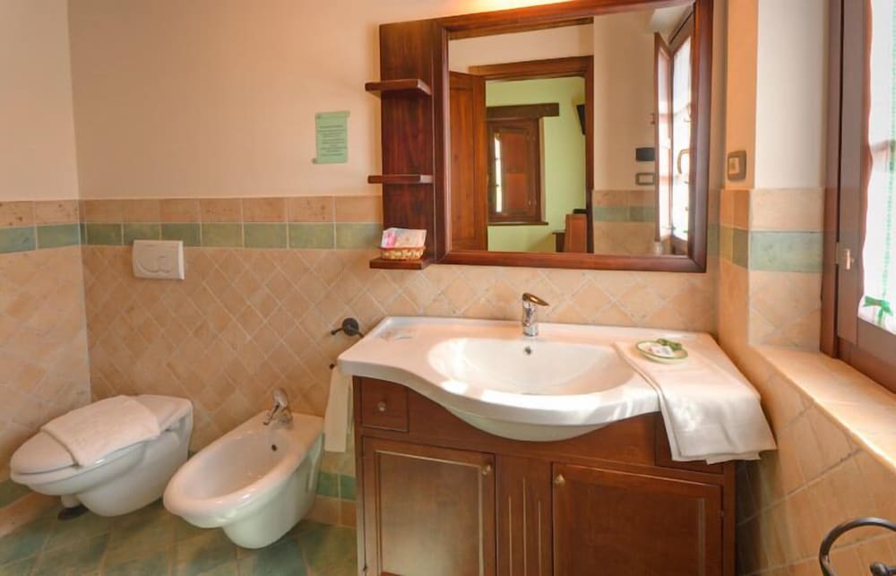 Double or Twin Room photo 2