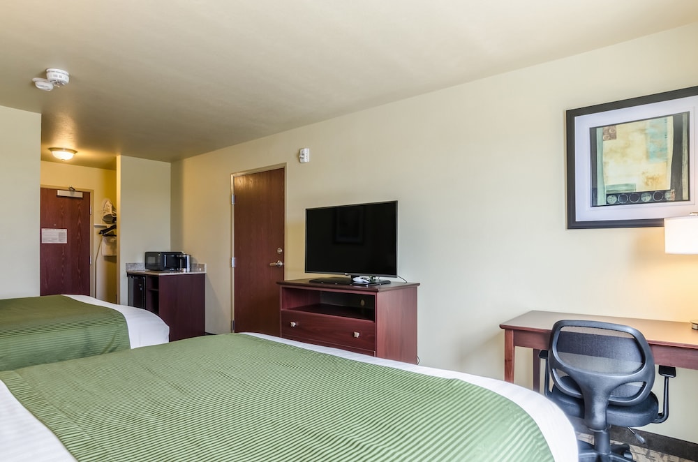 Room, 2 Queen Beds, Accessible, Non Smoking photo 2