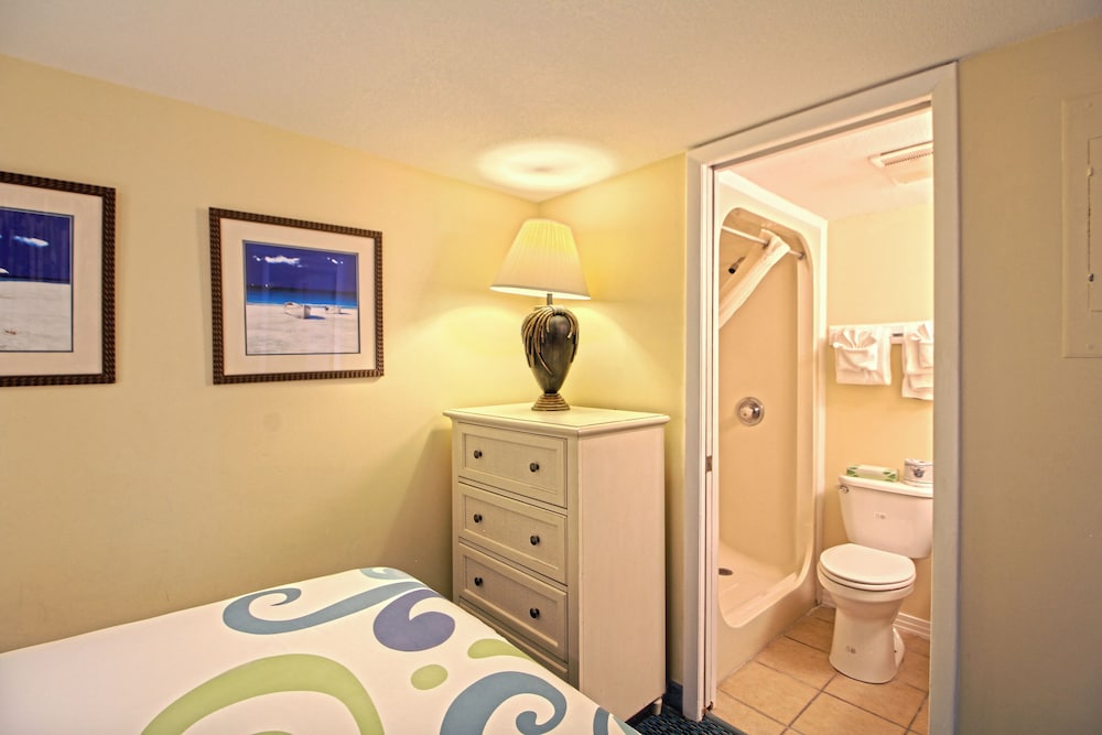 Standard Room, 2 Bedrooms photo 1