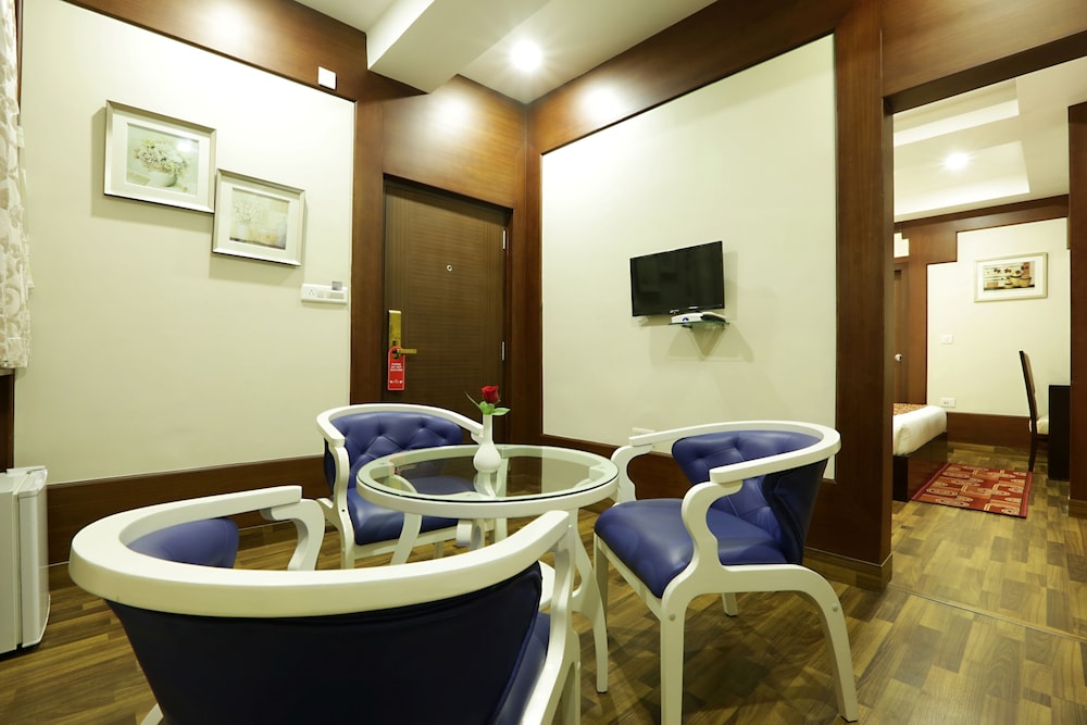 Grand Suite, 1 Bedroom, Smoking photo 3