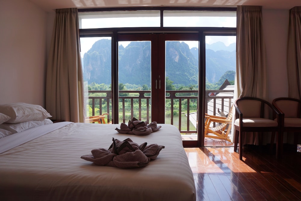 Family Suite, 1 Bedroom, River View photo 3