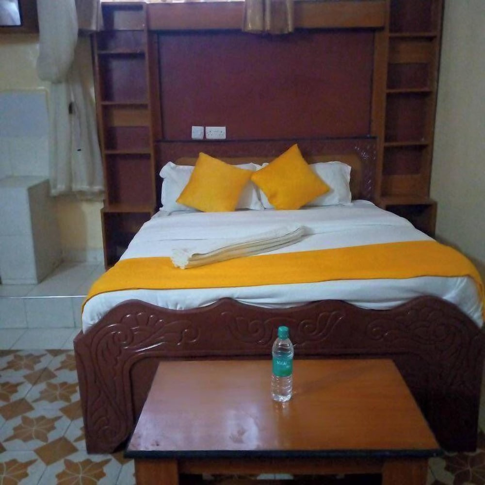 Single Room, City View