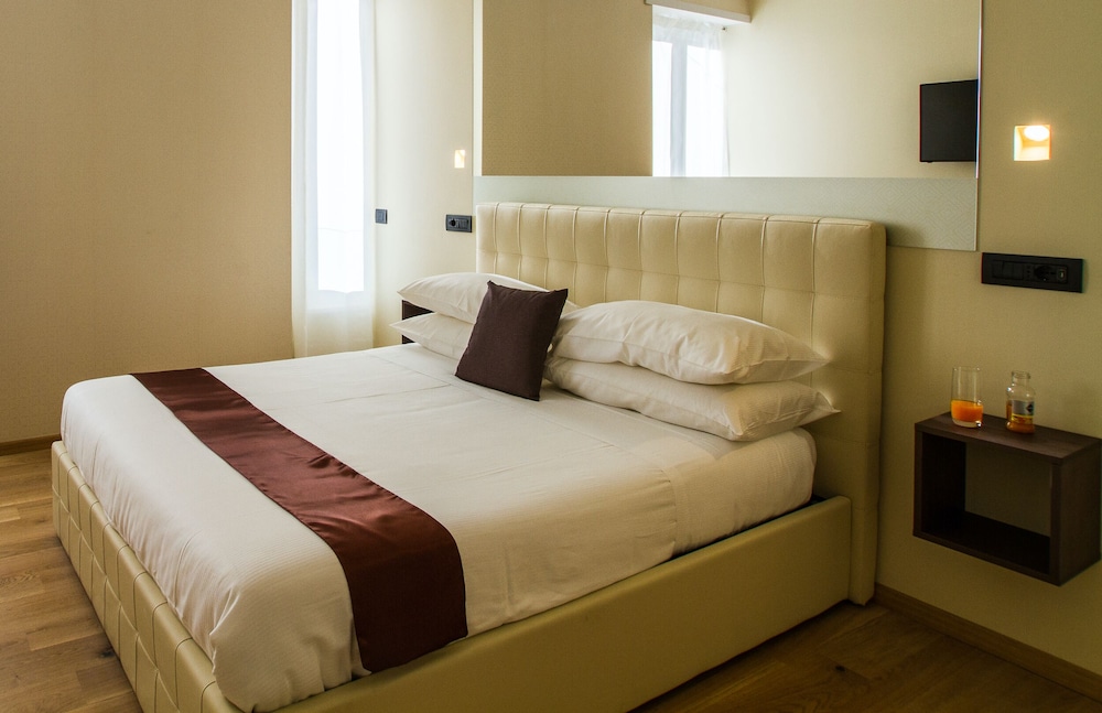 Basic Double Room