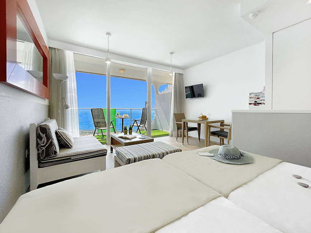 Estudio Superior, Vista al Mar