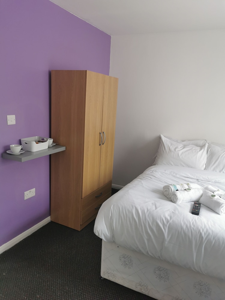 Standard Room, 1 Bedroom (Six) photo 2