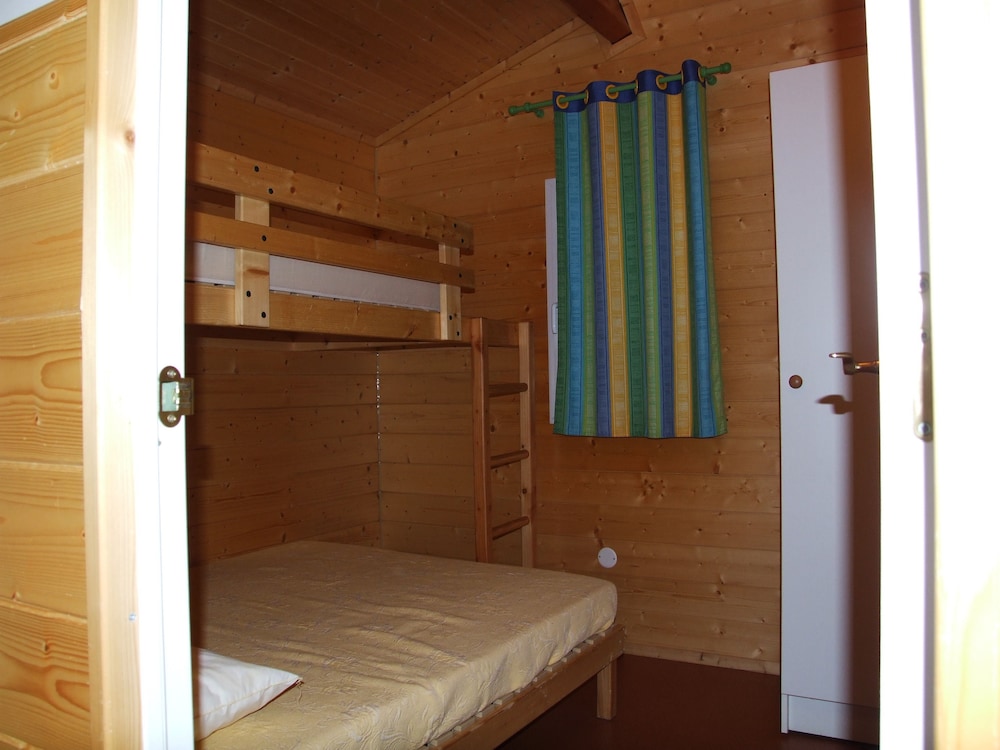 Family Mobile Home photo 1