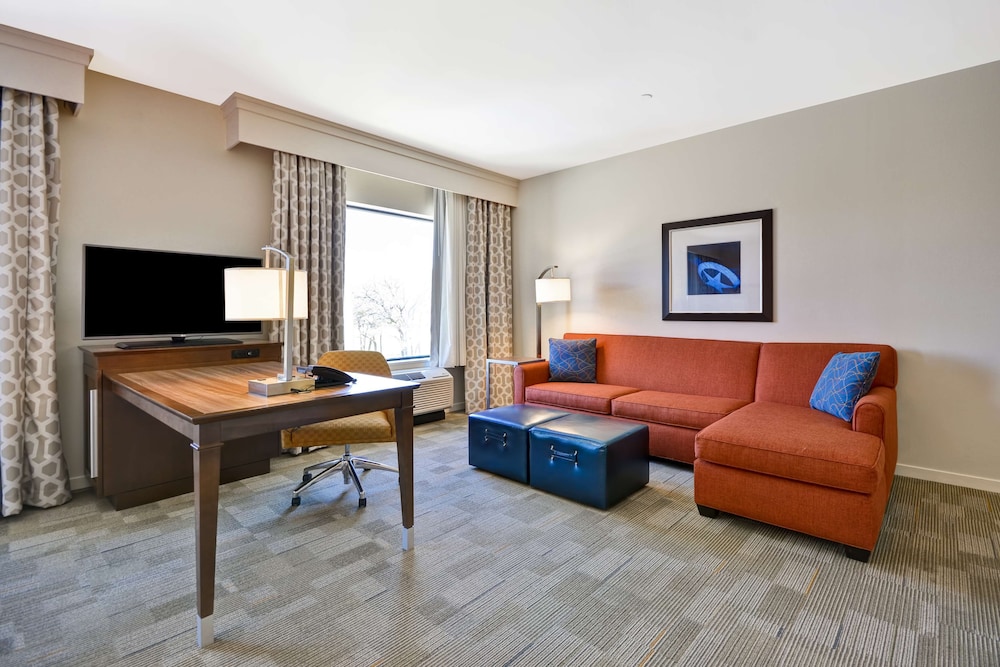 Studio, 2 Queen Beds, Wet Bar photo 2
