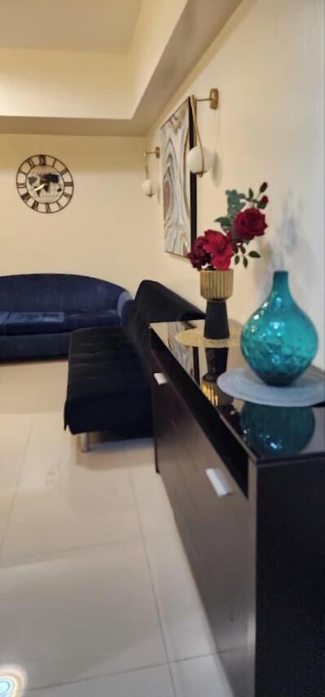 Family Condo, 1 Bedroom, Non Smoking, City View photo 2