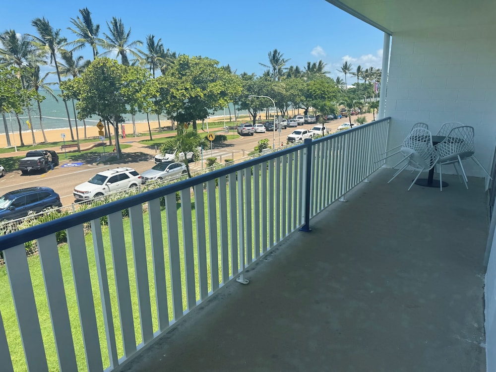 Family Apartment, Ocean View photo 2