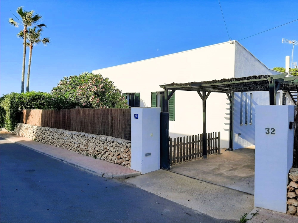 Anana Binisafua Villa With a Pool by the sea, Bild 21
