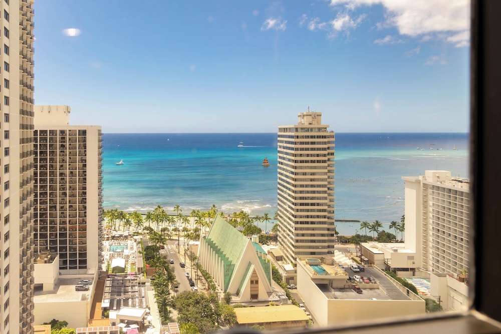 Premium Remodeled Condo with Ocean View and Parking: Premium Apartment, 1 King Bed with Sofa bed, Ocean View (WB 2713 T1) photo