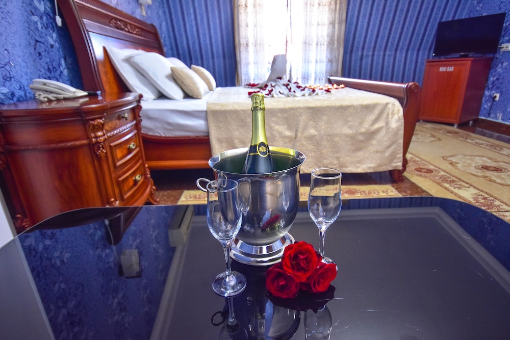 Deluxe Double Room, Balcony - Photo 4
