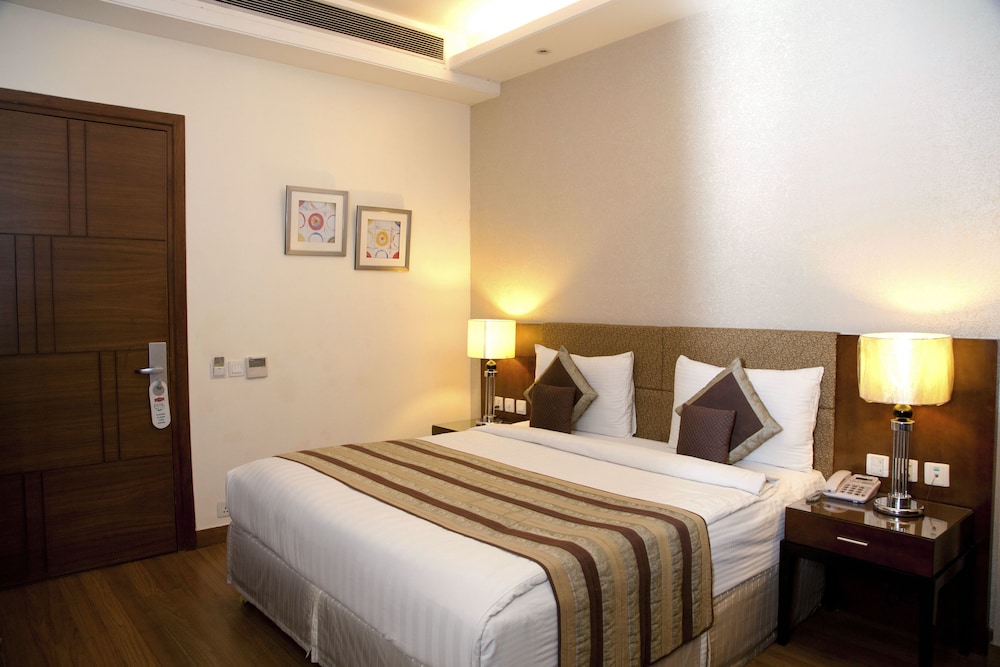 Executive Room - Photo 2