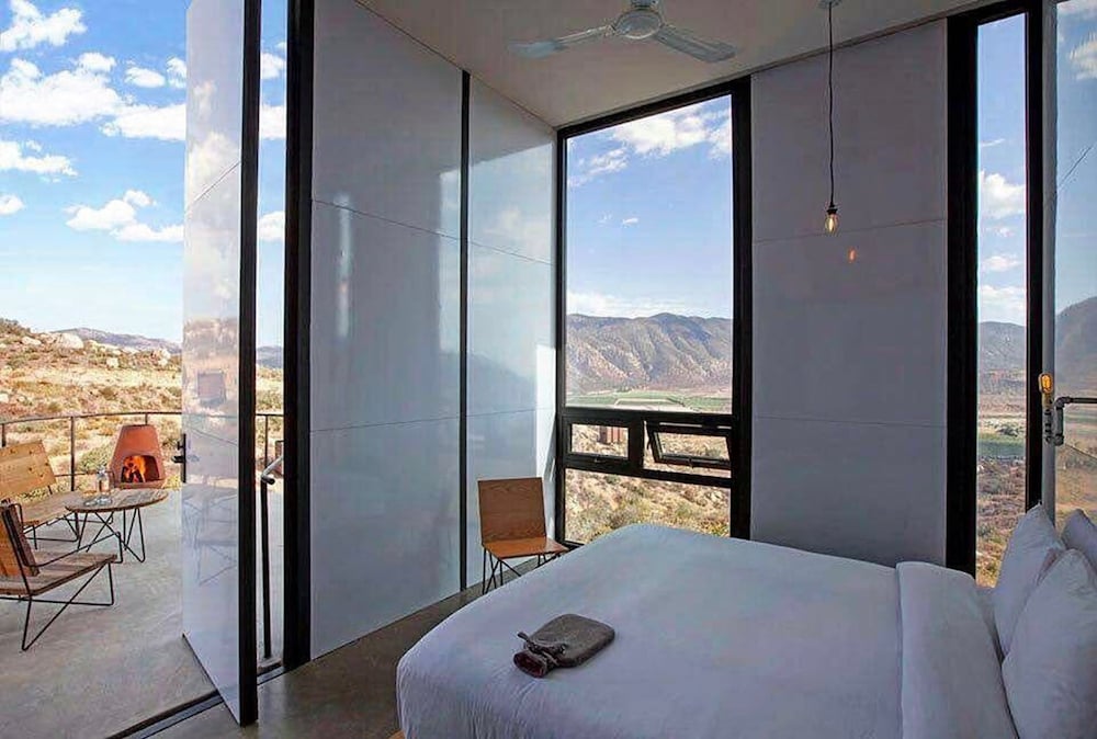 Loft, 1 King Bed, Balcony photo 1