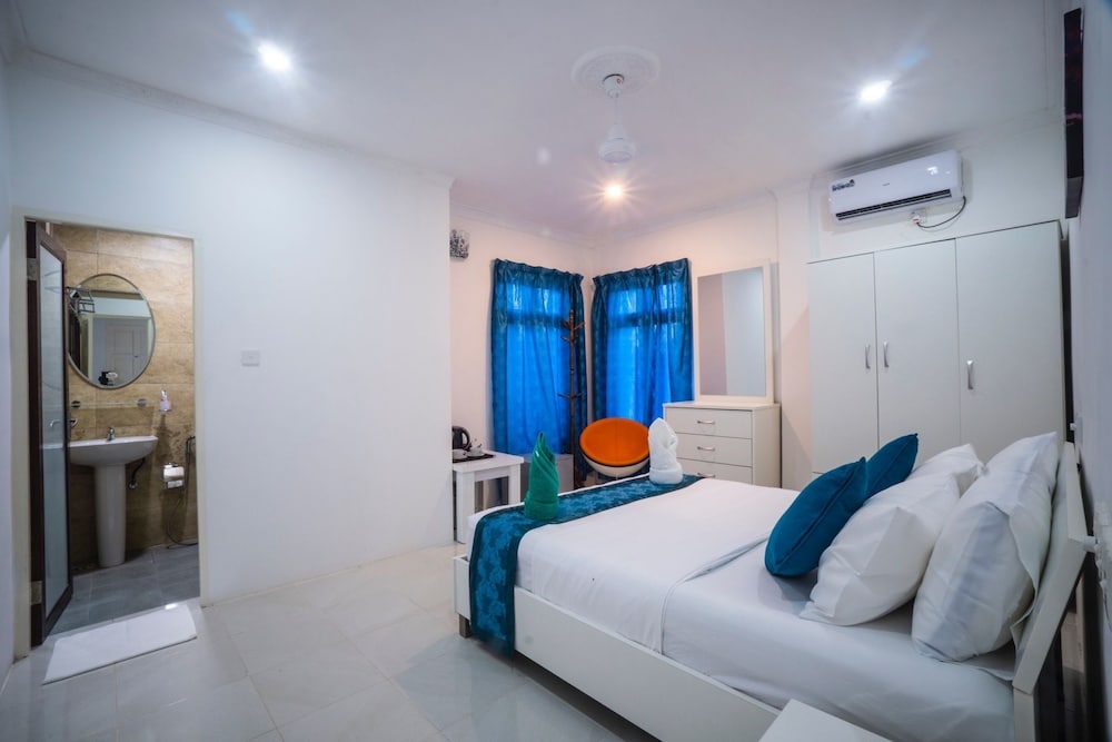 Standard Double Room, 1 Queen Bed, City View