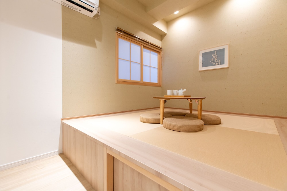 Elite Apartment, Non Smoking (301)