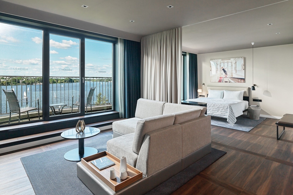 Suite, 1 King Bed, Balcony (View)