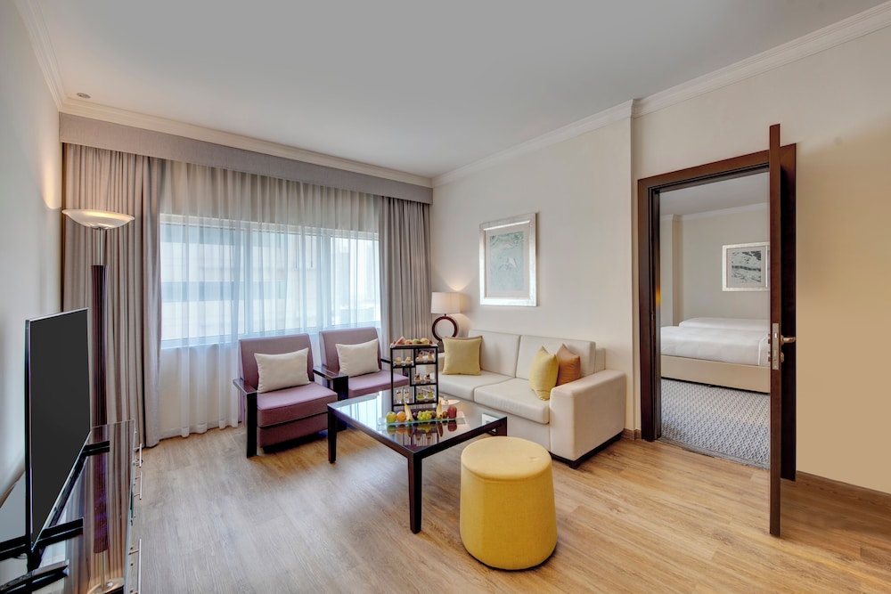 Family Suite, 1 Bedroom (King and Twin Bed) photo 2