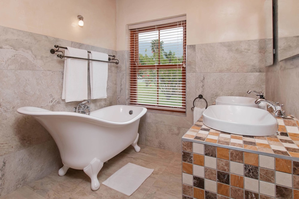 Luxury Cottage - Photo 16