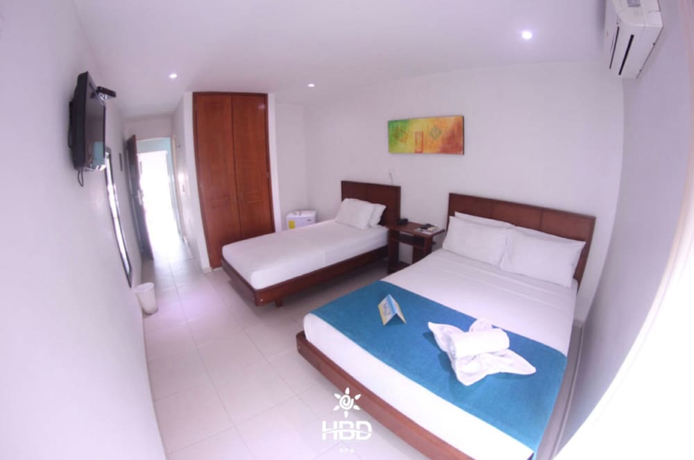 Basic Triple Room photo 2