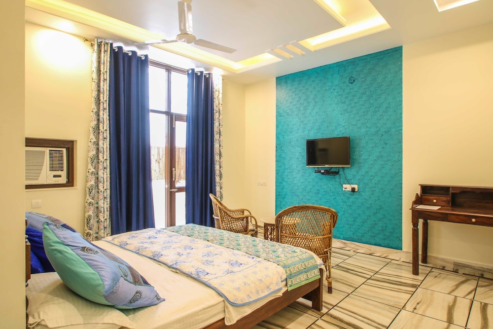 Super Deluxe Room - Photo 11