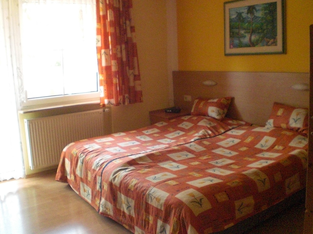 Superior Quadruple Room photo 3