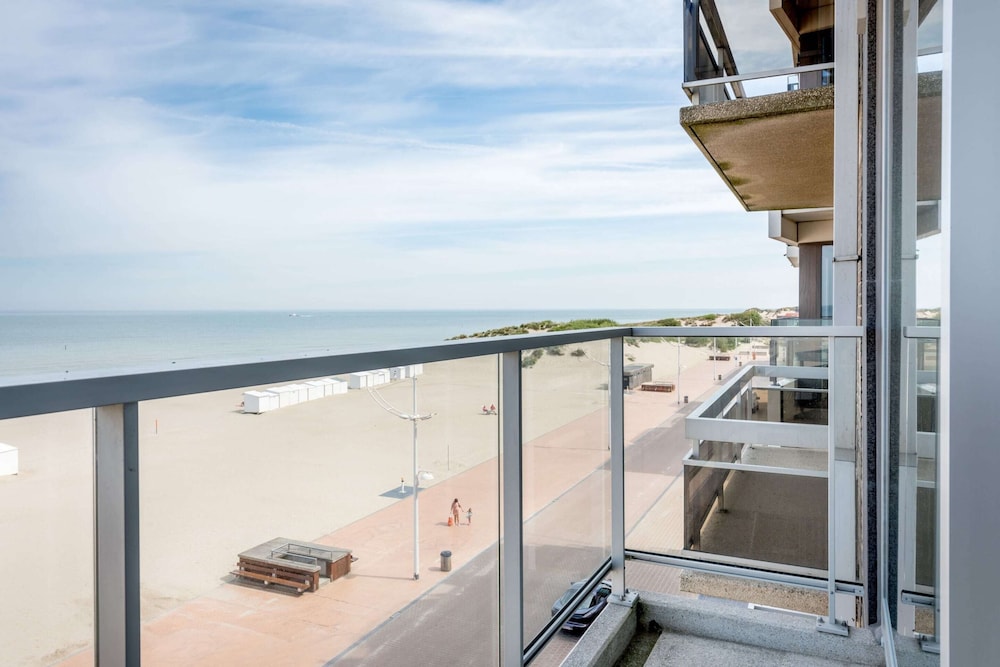 Condo, 1 King Bed, Patio, Pool View (Sunrise Villas 207) photo 3