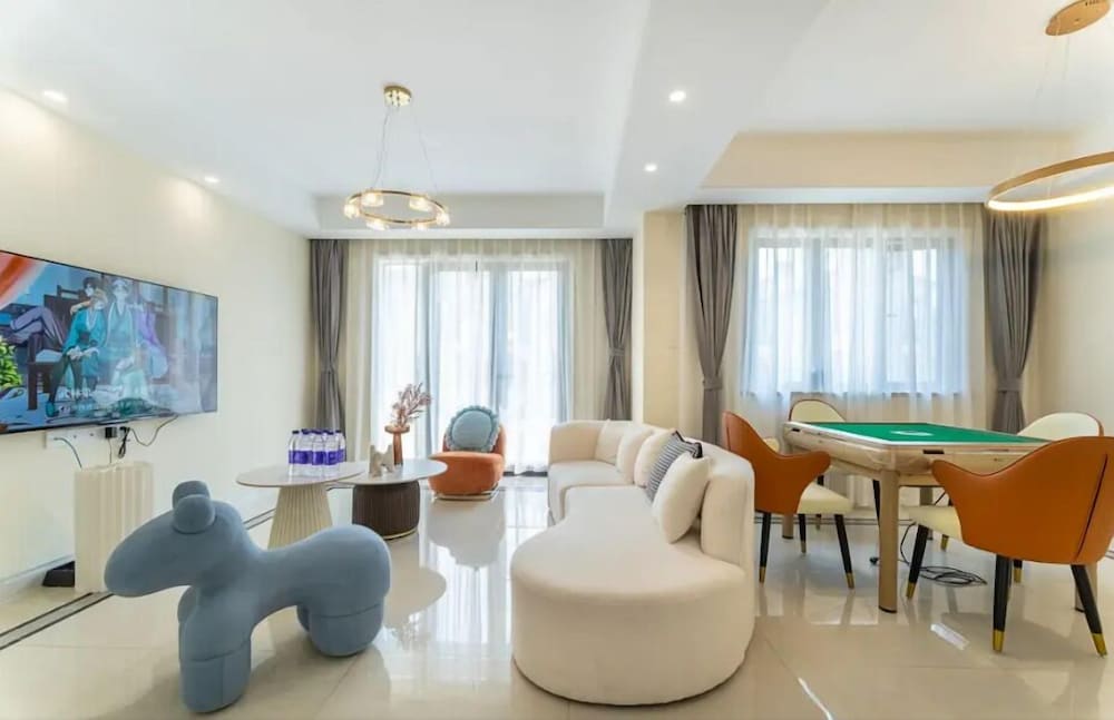 Elite Cabin