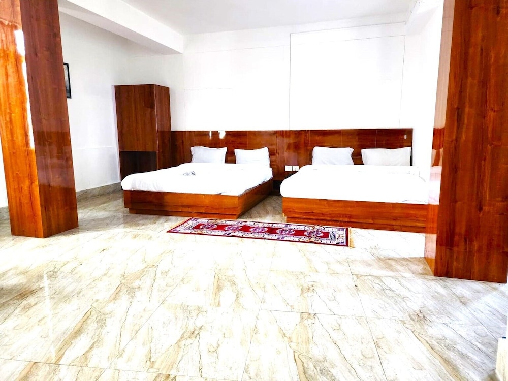 Super Deluxe Room